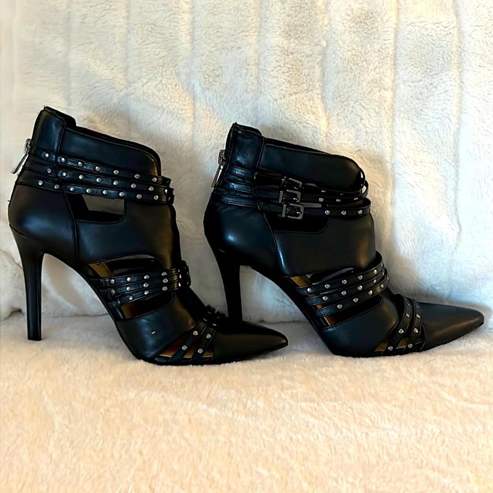 Jessica Simpson Black High Heels